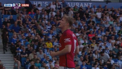  梅斯德比战万人空巷激情四射  