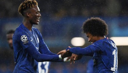  利物浦大胜伯恩茅斯加克波完美首秀惊艳  