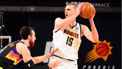  约基奇蝉联常规赛MVP创队史新纪录  