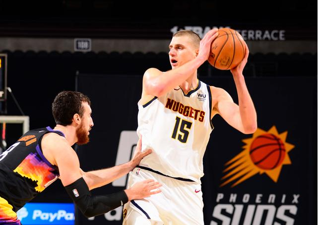  约基奇蝉联常规赛MVP创队史新纪录  